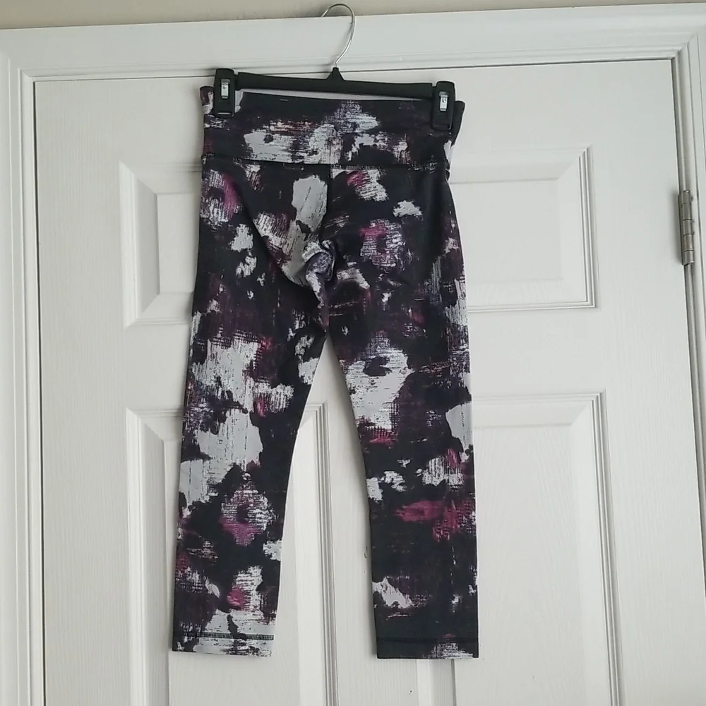 Lululemon Women's Crop Leggings